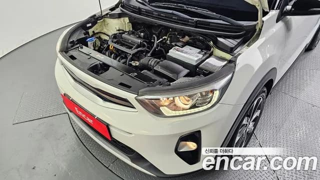 2020 Kia Stonic 1.4 Sold VIN KNAD6814BLS369037 – trunk area 2020 Kia Stonic 1.4 Sold VIN KNAD6814BLS369037 – trunk area