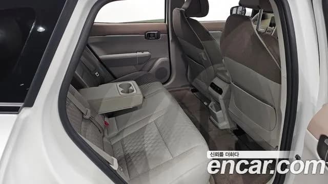 2027 Kia EV4 Long Range 2WD Sold VIN KNAD8413FVS015698 – photo 14 2027 Kia EV4 Long Range 2WD Sold VIN KNAD8413FVS015698 – photo 14