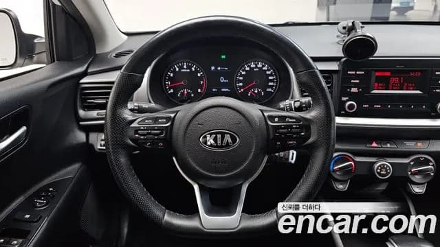 2018 Kia Stonic 1.4 Sold VIN KNADA814BJS147401 – trunk area 2018 Kia Stonic 1.4 Sold VIN KNADA814BJS147401 – trunk area
