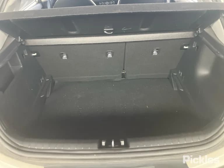 2024 Kia Stonic Used VIN KNADA817VST018527 – rear exterior 2024 Kia Stonic Used VIN KNADA817VST018527 – rear exterior