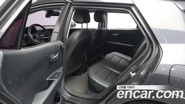 2018 Kia Stonic Diesel 1.6 Sold VIN KNADC815GJS074180 – engine bay 2018 Kia Stonic Diesel 1.6 Sold VIN KNADC815GJS074180 – engine bay