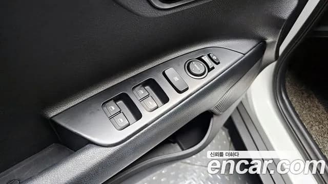 2018 Kia Stonic Diesel 1.6 Sold VIN KNADC815GJS097196 – dashboard 2018 Kia Stonic Diesel 1.6 Sold VIN KNADC815GJS097196 – dashboard