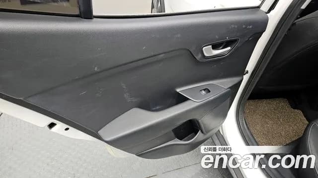 2018 Kia Stonic Diesel 1.6 Sold VIN KNADC815GJS154470 – photo 24 2018 Kia Stonic Diesel 1.6 Sold VIN KNADC815GJS154470 – photo 24