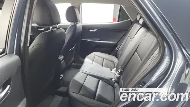 2018 Kia Stonic Diesel 1.6 Sold VIN KNADE815GJS079363 – trunk area 2018 Kia Stonic Diesel 1.6 Sold VIN KNADE815GJS079363 – trunk area
