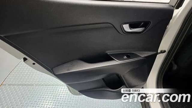 2018 Kia Stonic Diesel 1.6 Sold VIN KNADE815GJS096430 – side profile 2018 Kia Stonic Diesel 1.6 Sold VIN KNADE815GJS096430 – side profile