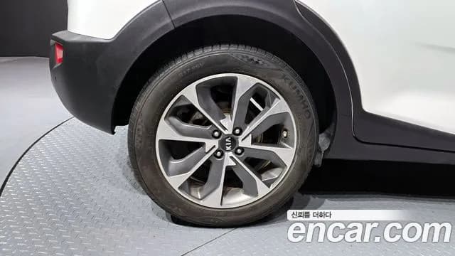 2018 Kia Stonic Diesel 1.6 Sold VIN KNADE815GJS096430 – photo 28 2018 Kia Stonic Diesel 1.6 Sold VIN KNADE815GJS096430 – photo 28