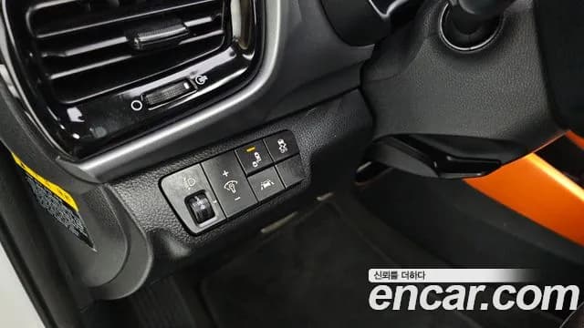 2018 Kia Stonic Diesel 1.6 Sold VIN KNADE815GJS112454 – photo 20 2018 Kia Stonic Diesel 1.6 Sold VIN KNADE815GJS112454 – photo 20