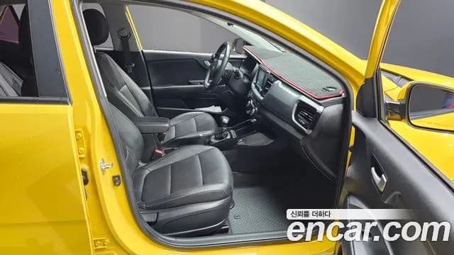2018 Kia Stonic Diesel 1.6 Sold VIN KNADE815GJS171799 – dashboard 2018 Kia Stonic Diesel 1.6 Sold VIN KNADE815GJS171799 – dashboard
