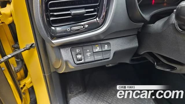 2018 Kia Stonic Diesel 1.6 Sold VIN KNADE815GJS171799 – photo 29 2018 Kia Stonic Diesel 1.6 Sold VIN KNADE815GJS171799 – photo 29