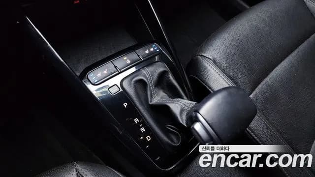 2019 Kia Stonic Diesel 1.6 Sold VIN KNADE815GKS331057 – engine bay 2019 Kia Stonic Diesel 1.6 Sold VIN KNADE815GKS331057 – engine bay