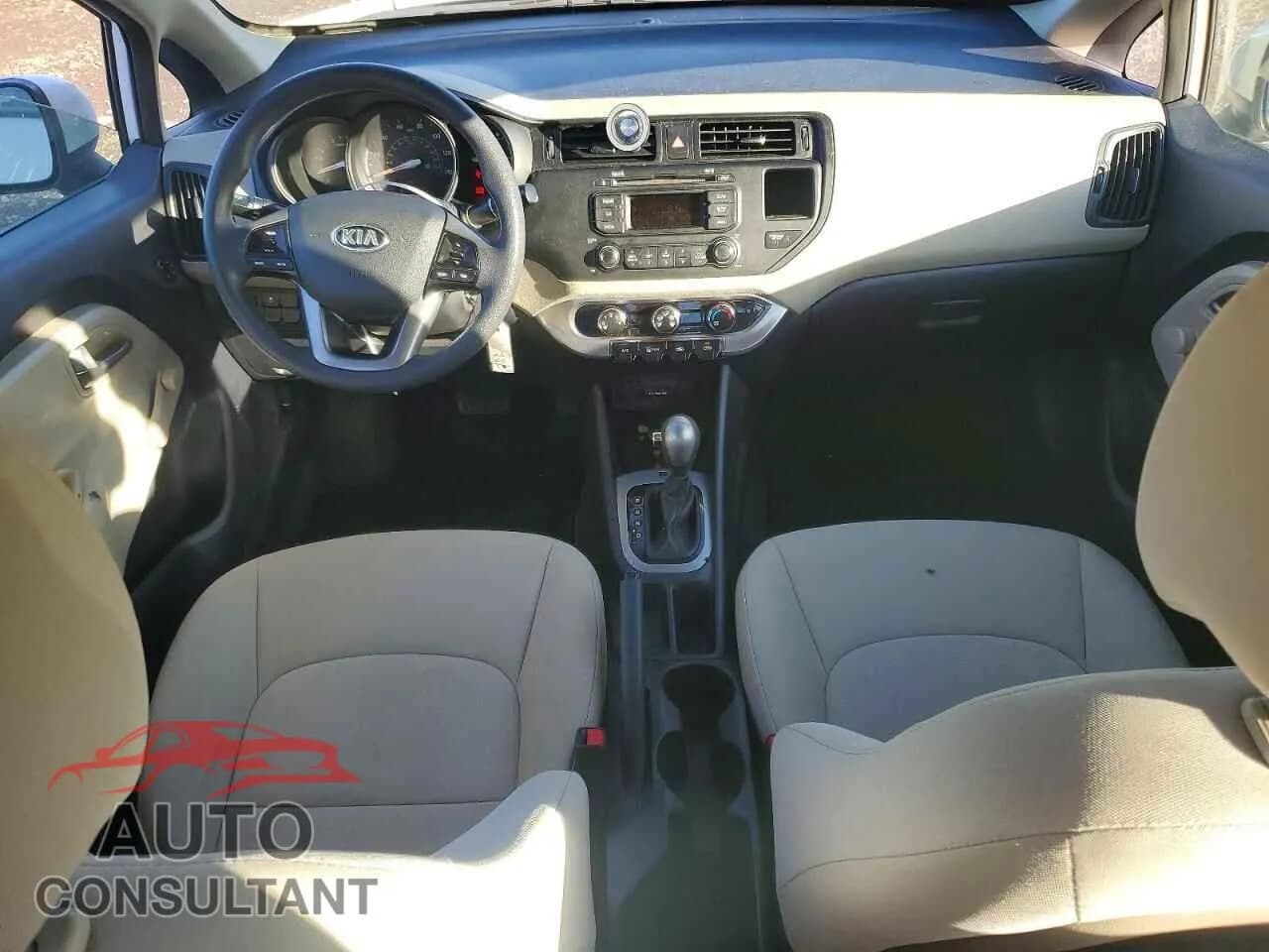 2013 KIA RIO Damaged VIN KNADM4A33D6230539 – undercarriage 2013 KIA RIO Damaged VIN KNADM4A33D6230539 – undercarriage