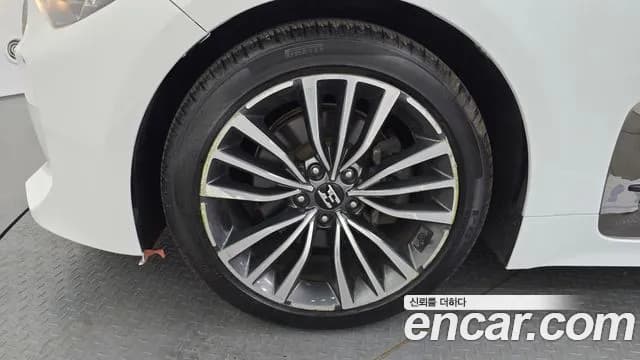 2018 Kia Stinger 2.0 Turbo 2WD Sold VIN KNAE251ABJS019453 – interior seats 2018 Kia Stinger 2.0 Turbo 2WD Sold VIN KNAE251ABJS019453 – interior seats