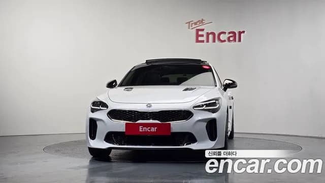 2018 Kia Stinger 2.0 Turbo 2WD Sold VIN KNAE351ABJS025436 – trunk area 2018 Kia Stinger 2.0 Turbo 2WD Sold VIN KNAE351ABJS025436 – trunk area