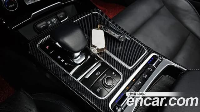 2019 Kia Stinger 2.0 Turbo 2WD Sold VIN KNAE351ABKS043943 – exterior detail 2019 Kia Stinger 2.0 Turbo 2WD Sold VIN KNAE351ABKS043943 – exterior detail