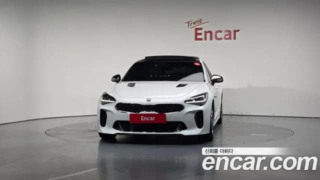 2019 Kia Stinger 2.0 Turbo 2WD Sold VIN KNAE351ABKS054676 – trunk area 2019 Kia Stinger 2.0 Turbo 2WD Sold VIN KNAE351ABKS054676 – trunk area