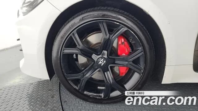 2019 Kia Stinger 2.0 Turbo AWD Sold VIN KNAE351ADKS060268 – photo 29 2019 Kia Stinger 2.0 Turbo AWD Sold VIN KNAE351ADKS060268 – photo 29