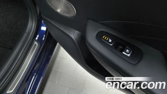 2021 Kia Stinger Meister 2.5 AWD Masters Sold VIN KNAE351DDMS092677 – exterior detail 2021 Kia Stinger Meister 2.5 AWD Masters Sold VIN KNAE351DDMS092677 – exterior detail