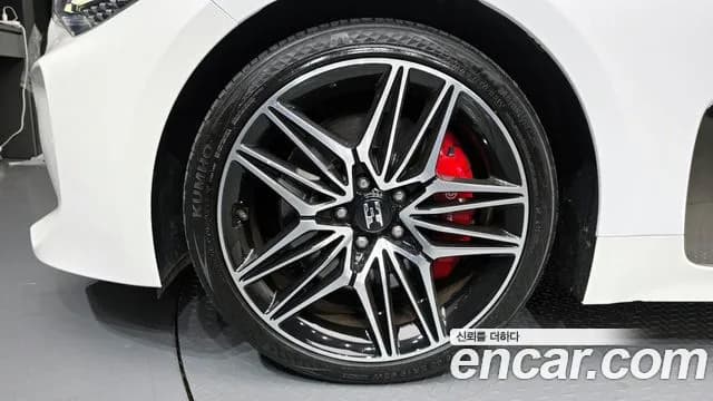 2021 Kia Stinger Meister 2.5 AWD Masters Sold VIN KNAE351DDMS096866 – interior seats 2021 Kia Stinger Meister 2.5 AWD Masters Sold VIN KNAE351DDMS096866 – interior seats
