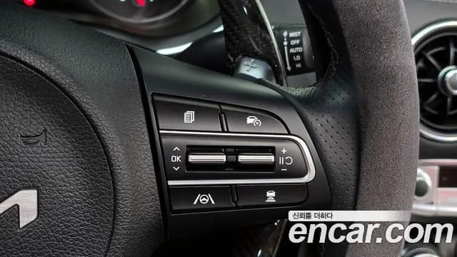 2023 Kia Stinger Meister 3.3 GT AWD Sold VIN KNAE551CDPS133285 – interior seats 2023 Kia Stinger Meister 3.3 GT AWD Sold VIN KNAE551CDPS133285 – interior seats