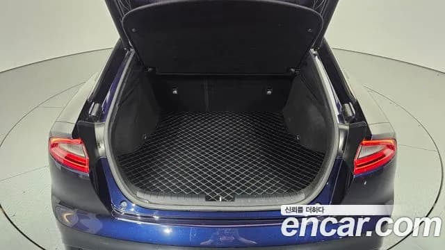 2018 Kia Stinger 3.3 Turbo 2WD Sold VIN KNAE751CBJS001066 – interior seats 2018 Kia Stinger 3.3 Turbo 2WD Sold VIN KNAE751CBJS001066 – interior seats