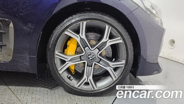 2019 Kia Stinger 3.3 Turbo 2WD Sold VIN KNAE751CBKS044554 – odometer reading 2019 Kia Stinger 3.3 Turbo 2WD Sold VIN KNAE751CBKS044554 – odometer reading