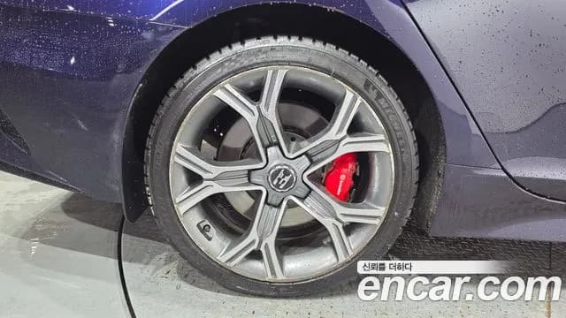 2019 Kia Stinger 3.3 Turbo 2WD Sold VIN KNAE751CBKS044554 – photo 27 2019 Kia Stinger 3.3 Turbo 2WD Sold VIN KNAE751CBKS044554 – photo 27
