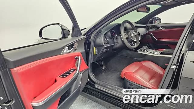 2019 Kia Stinger 3.3 Turbo 2WD Sold VIN KNAE751CBKS061413 – photo 24 2019 Kia Stinger 3.3 Turbo 2WD Sold VIN KNAE751CBKS061413 – photo 24