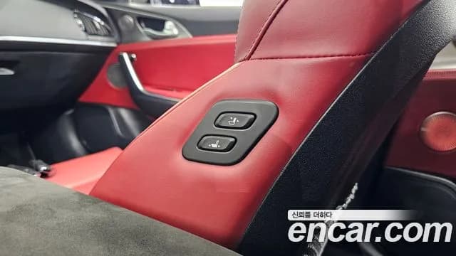 2019 Kia Stinger 3.3 Turbo 2WD Sold VIN KNAE751CBKS061413 – photo 28 2019 Kia Stinger 3.3 Turbo 2WD Sold VIN KNAE751CBKS061413 – photo 28