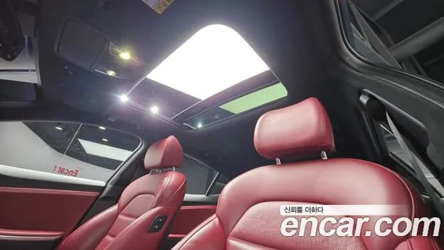 2018 Kia Stinger 3.3 Turbo AWD Sold VIN KNAE751CDJS009086 – photo 17 2018 Kia Stinger 3.3 Turbo AWD Sold VIN KNAE751CDJS009086 – photo 17