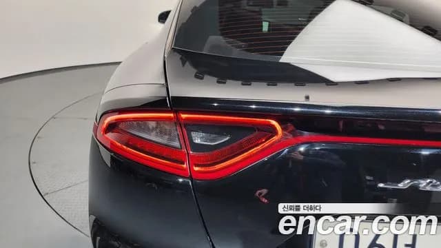 2018 Kia Stinger 3.3 Turbo AWD Sold VIN KNAE751CDJS009940 – dashboard 2018 Kia Stinger 3.3 Turbo AWD Sold VIN KNAE751CDJS009940 – dashboard