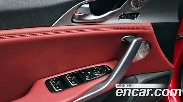 2018 Kia Stinger 3.3 Turbo AWD Sold VIN KNAE751CDJS016540 – interior seats 2018 Kia Stinger 3.3 Turbo AWD Sold VIN KNAE751CDJS016540 – interior seats