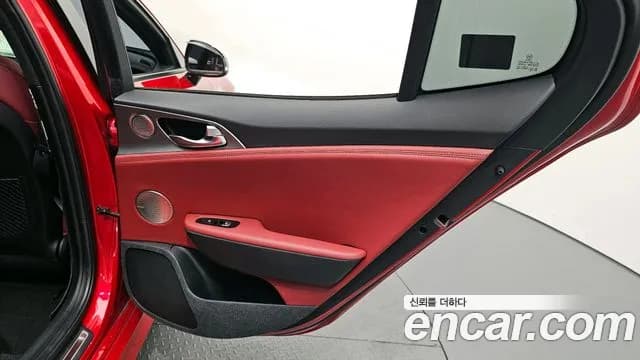 2018 Kia Stinger 3.3 Turbo AWD Sold VIN KNAE751CDJS016540 – photo 11 2018 Kia Stinger 3.3 Turbo AWD Sold VIN KNAE751CDJS016540 – photo 11