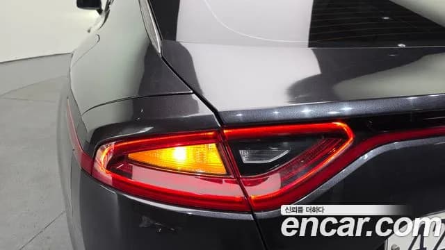 2018 Kia Stinger 3.3 Turbo AWD Sold VIN KNAE751CDJS034373 – exterior detail 2018 Kia Stinger 3.3 Turbo AWD Sold VIN KNAE751CDJS034373 – exterior detail