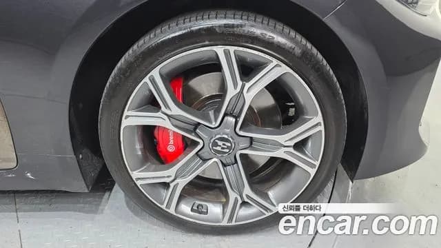 2018 Kia Stinger 3.3 Turbo AWD Sold VIN KNAE751CDJS034373 – photo 11 2018 Kia Stinger 3.3 Turbo AWD Sold VIN KNAE751CDJS034373 – photo 11