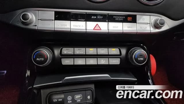 2018 Kia Stinger 3.3 Turbo AWD Sold VIN KNAE751CDJS038331 – photo 22 2018 Kia Stinger 3.3 Turbo AWD Sold VIN KNAE751CDJS038331 – photo 22
