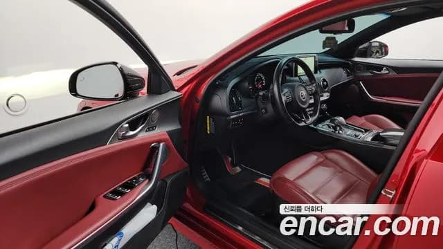 2018 Kia Stinger 3.3 Turbo AWD Sold VIN KNAE751CDJS038664 – interior seats 2018 Kia Stinger 3.3 Turbo AWD Sold VIN KNAE751CDJS038664 – interior seats