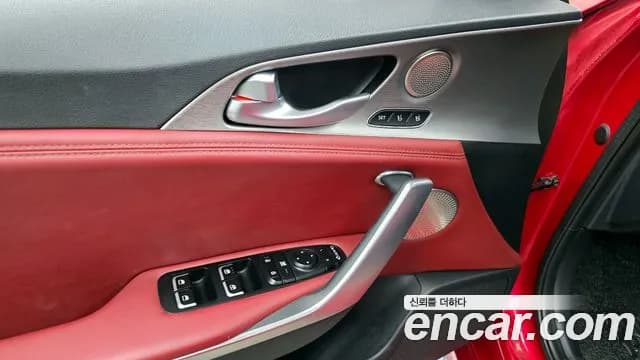 2019 Kia Stinger 3.3 Turbo AWD Sold VIN KNAE751CDKS044697 – interior seats 2019 Kia Stinger 3.3 Turbo AWD Sold VIN KNAE751CDKS044697 – interior seats