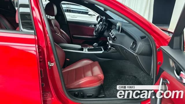 2019 Kia Stinger 3.3 Turbo AWD Sold VIN KNAE751CDKS044697 – photo 13 2019 Kia Stinger 3.3 Turbo AWD Sold VIN KNAE751CDKS044697 – photo 13