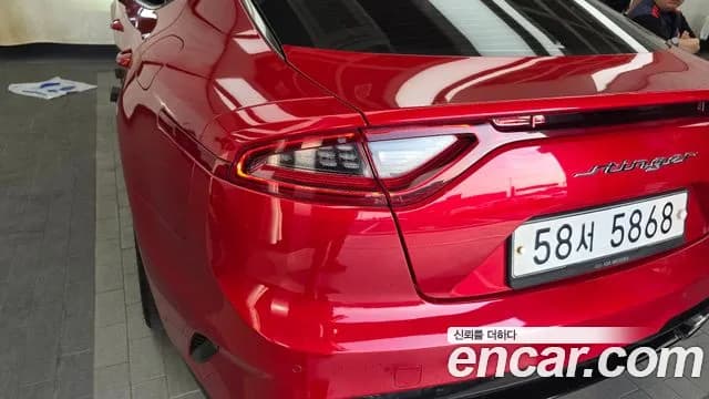 2019 Kia Stinger 3.3 Turbo AWD Sold VIN KNAE751CDKS044697 – photo 19 2019 Kia Stinger 3.3 Turbo AWD Sold VIN KNAE751CDKS044697 – photo 19