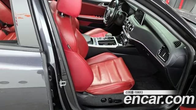 2020 Kia Stinger 3.3 Turbo AWD Sold VIN KNAE751CDLS069158 – photo 12 2020 Kia Stinger 3.3 Turbo AWD Sold VIN KNAE751CDLS069158 – photo 12