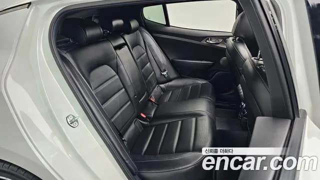 2020 Kia Stinger 3.3 Turbo AWD Sold VIN KNAE751CDLS082020 – photo 30 2020 Kia Stinger 3.3 Turbo AWD Sold VIN KNAE751CDLS082020 – photo 30