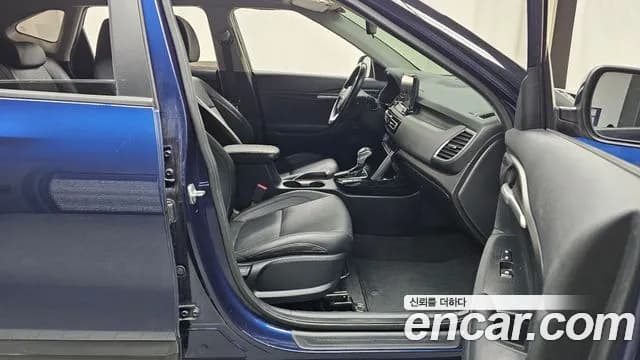 2022 Kia Seltos Diesel 1.6 2WD Sold VIN KNAEN815GNK252584 – trunk area 2022 Kia Seltos Diesel 1.6 2WD Sold VIN KNAEN815GNK252584 – trunk area