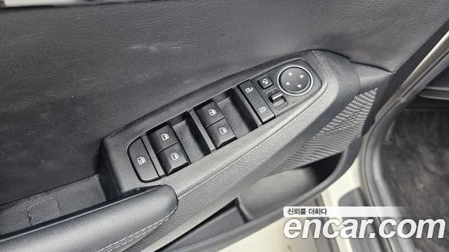2022 Kia Seltos Diesel 1.6 2WD Sold VIN KNAEN815GNK274492 – interior seats 2022 Kia Seltos Diesel 1.6 2WD Sold VIN KNAEN815GNK274492 – interior seats