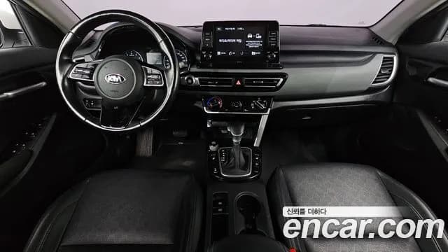 2020 Kia Seltos Gasoline 1.6 Turbo 2WD Sold VIN KNAEP812GLK055212 – trunk area 2020 Kia Seltos Gasoline 1.6 Turbo 2WD Sold VIN KNAEP812GLK055212 – trunk area