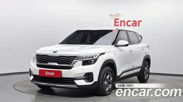 2022 Kia Seltos Gasoline 1.6 Turbo 2WD Sold VIN KNAEP812GNK204747 – trunk area 2022 Kia Seltos Gasoline 1.6 Turbo 2WD Sold VIN KNAEP812GNK204747 – trunk area