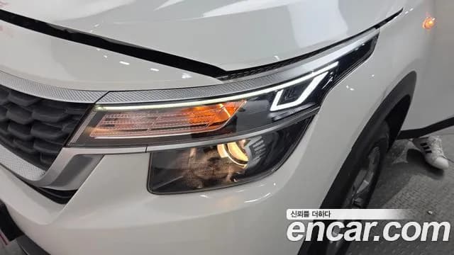 2022 Kia Seltos Gasoline 1.6 Turbo 2WD Sold VIN KNAEP812GNK204747 – photo 24 2022 Kia Seltos Gasoline 1.6 Turbo 2WD Sold VIN KNAEP812GNK204747 – photo 24