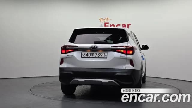2022 Kia Seltos Gasoline 1.6 Turbo 2WD Sold VIN KNAEP812GNK229919 – photo 15 2022 Kia Seltos Gasoline 1.6 Turbo 2WD Sold VIN KNAEP812GNK229919 – photo 15