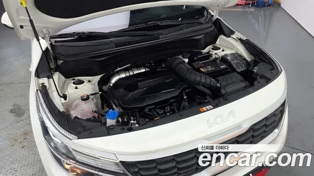 2022 Kia Seltos Gasoline 1.6 Turbo 2WD Sold VIN KNAEP812GNK264606 – exterior detail 2022 Kia Seltos Gasoline 1.6 Turbo 2WD Sold VIN KNAEP812GNK264606 – exterior detail