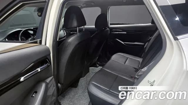 2023 Kia Seltos Gasoline 1.6 Turbo 2WD Sold VIN KNAEP812GPK338297 – exterior detail 2023 Kia Seltos Gasoline 1.6 Turbo 2WD Sold VIN KNAEP812GPK338297 – exterior detail