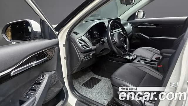 2023 Kia Seltos Gasoline 1.6 Turbo 2WD Sold VIN KNAEP812GPK338297 – photo 17 2023 Kia Seltos Gasoline 1.6 Turbo 2WD Sold VIN KNAEP812GPK338297 – photo 17